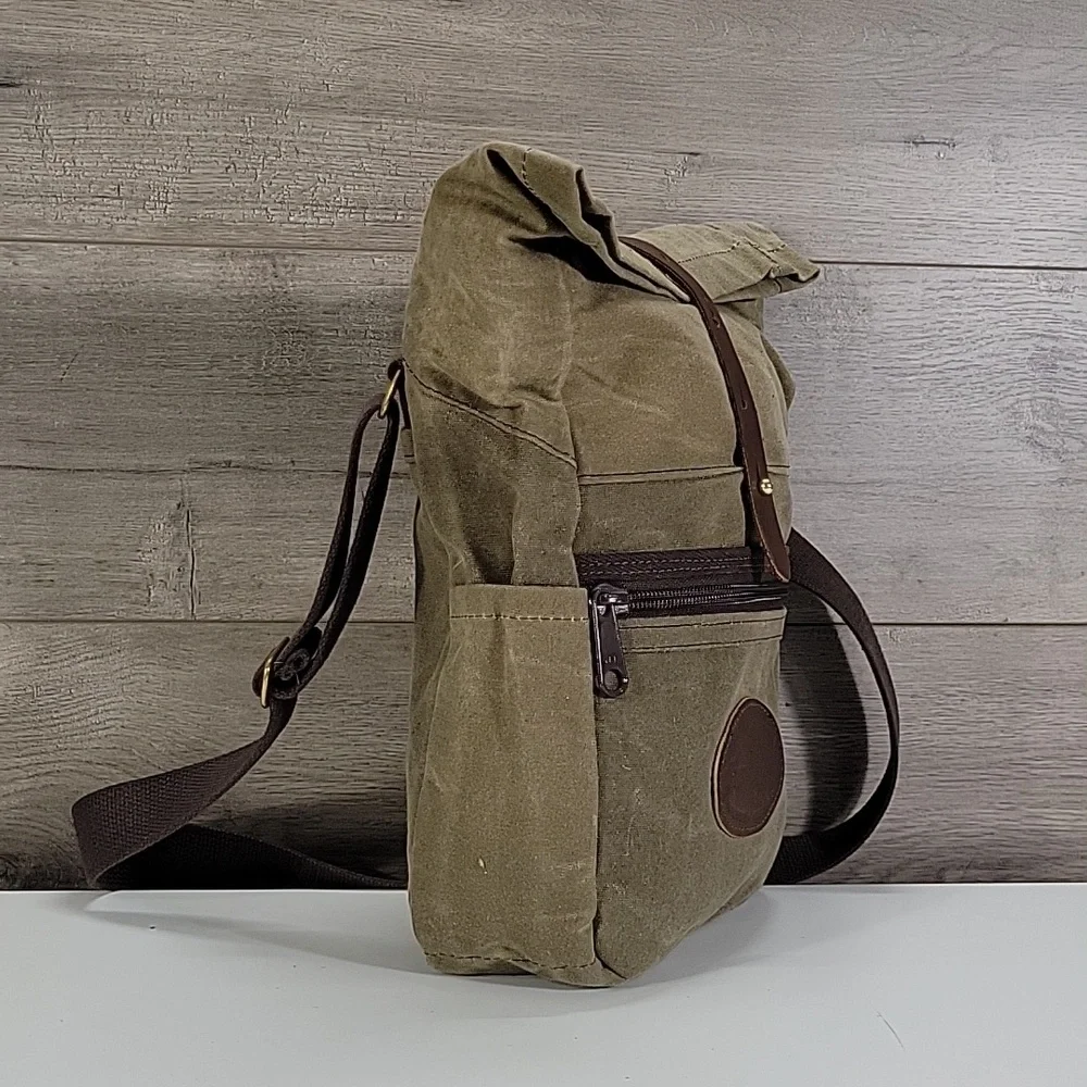 Frost River Duluth Trading Waxed Canvas Roll-Top Crossbody Bag in Olive Green